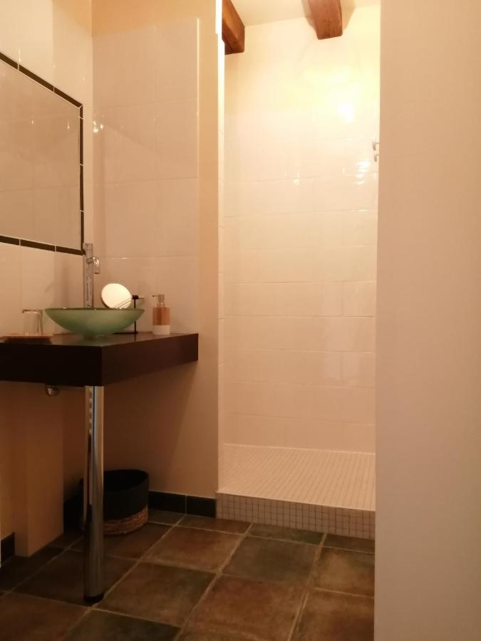 Le Chai De La Rose Spa Et Seances Bien Etre Doue-la-Fontaine Luaran gambar