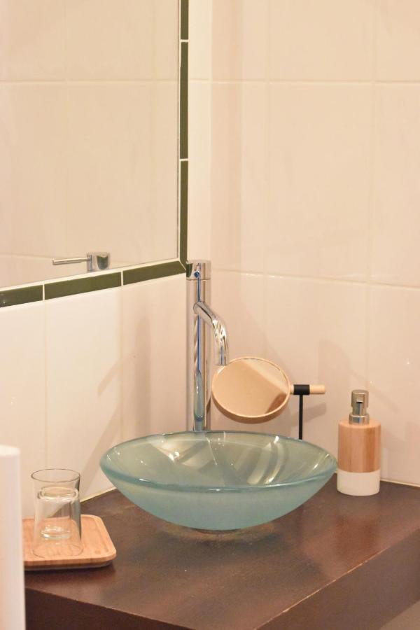 Le Chai De La Rose Spa Et Seances Bien Etre Doue-la-Fontaine Luaran gambar
