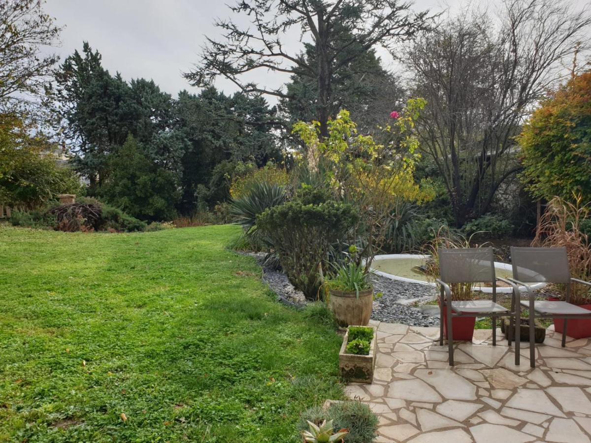 Le Chai De La Rose Spa Et Seances Bien Etre Doue-la-Fontaine Luaran gambar