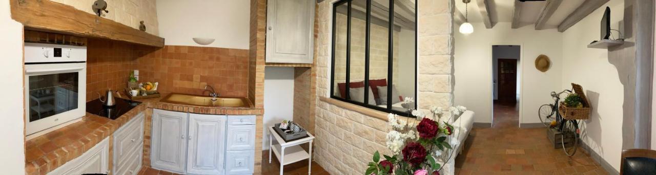 Le Chai De La Rose Spa Et Seances Bien Etre Doue-la-Fontaine Luaran gambar