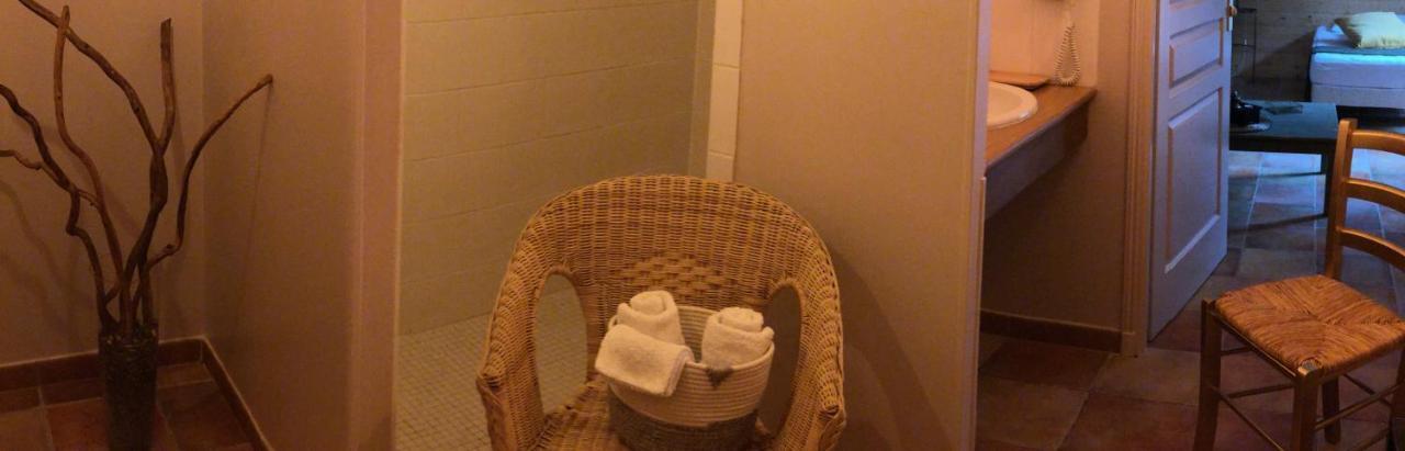 Le Chai De La Rose Spa Et Seances Bien Etre Doue-la-Fontaine Luaran gambar